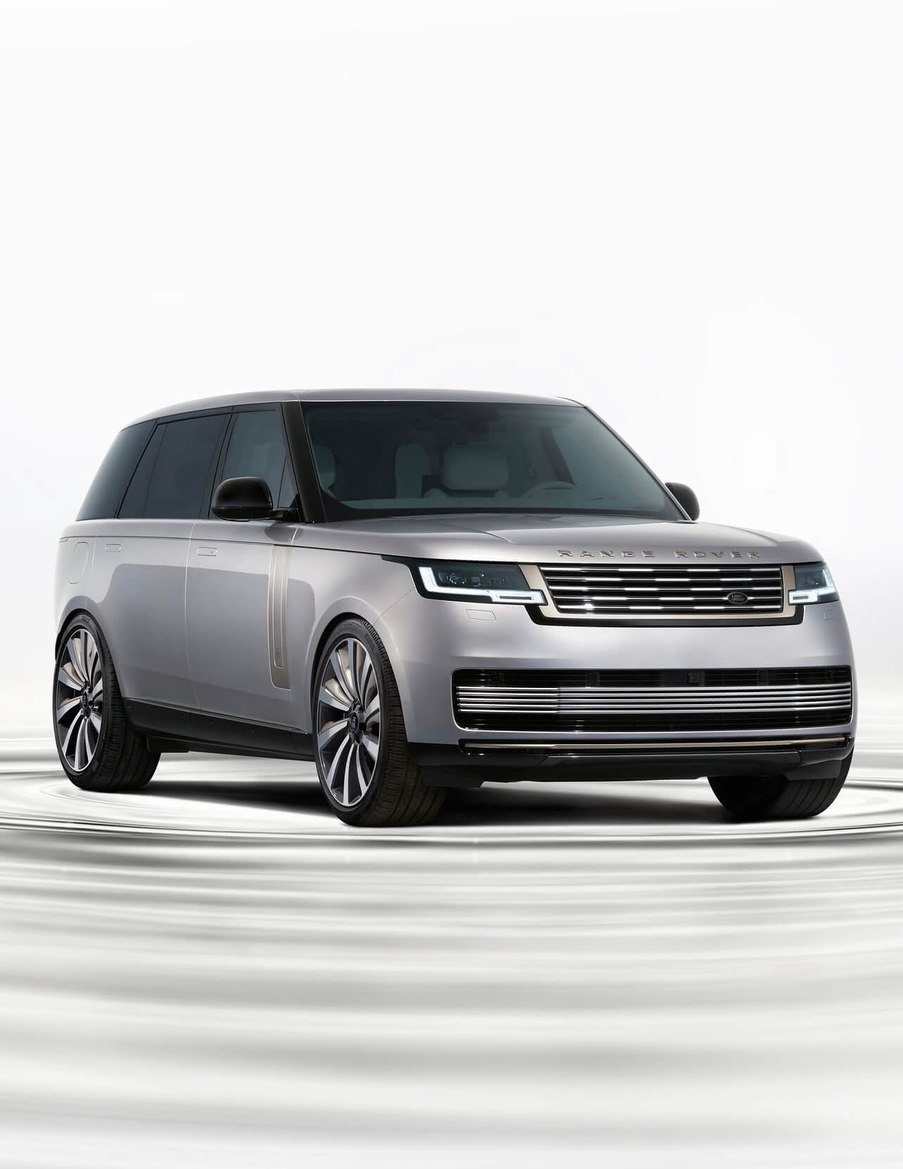 Range Rover Ultra Luxury SUV 2026