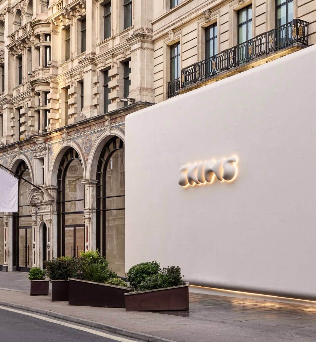 SKIMS Announces First London Store Opening in Summer 2026