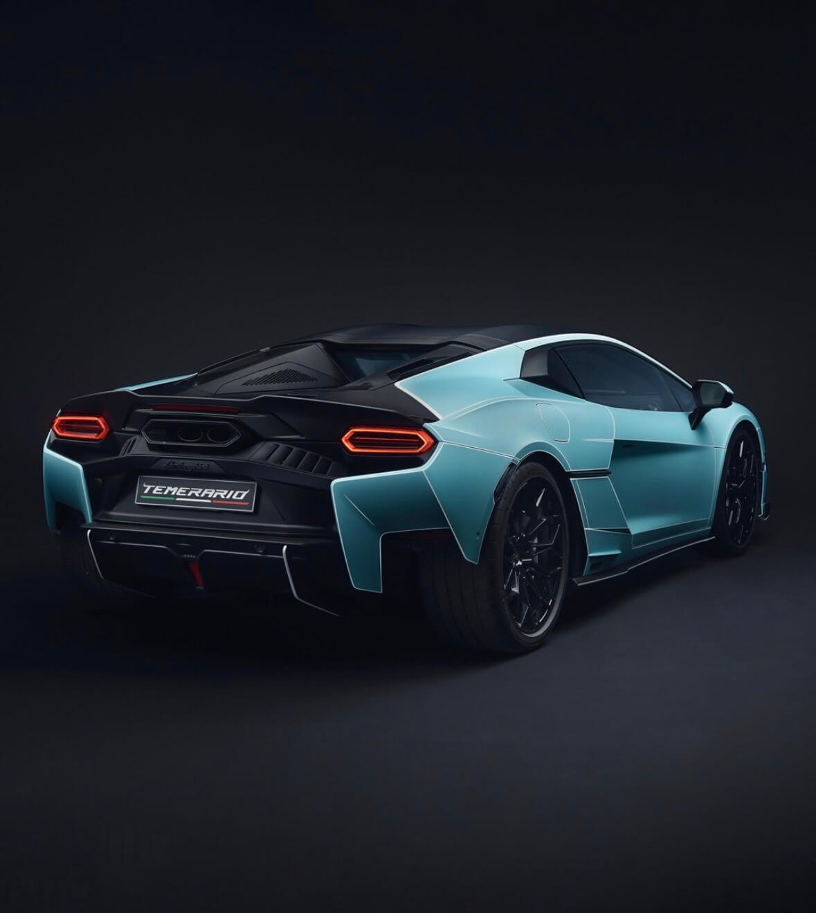 Lamborghini Temerario Ad Personam Looks Like It Drove Out of Tron