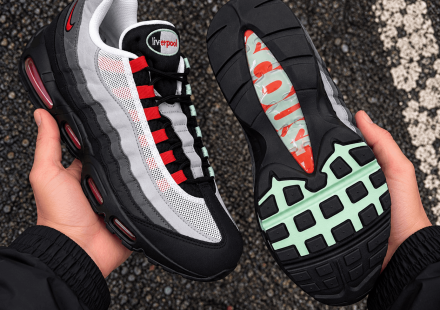 Nike Air Max 95 Liverpool 110s Are Dropping on the 1.10